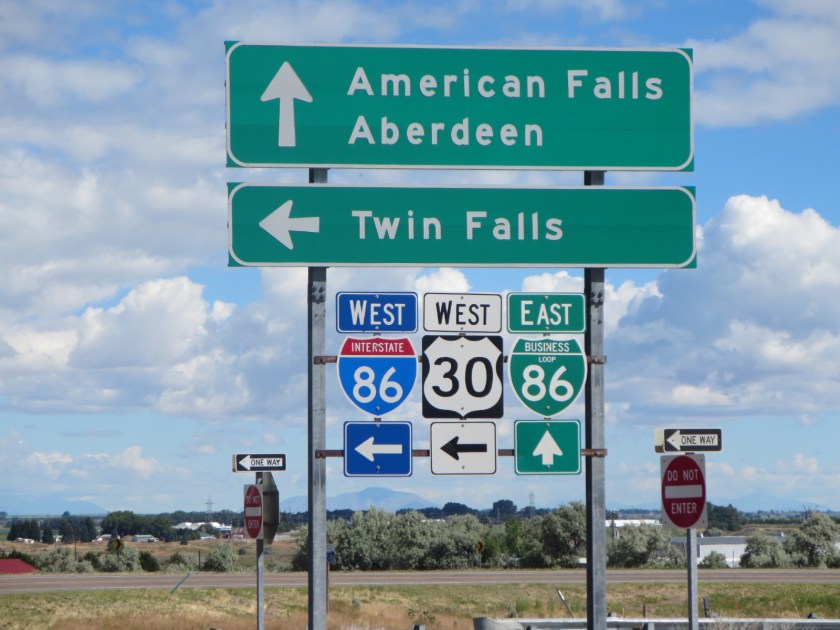 22545849-C5E8-4E3F-984C-1B847D250622