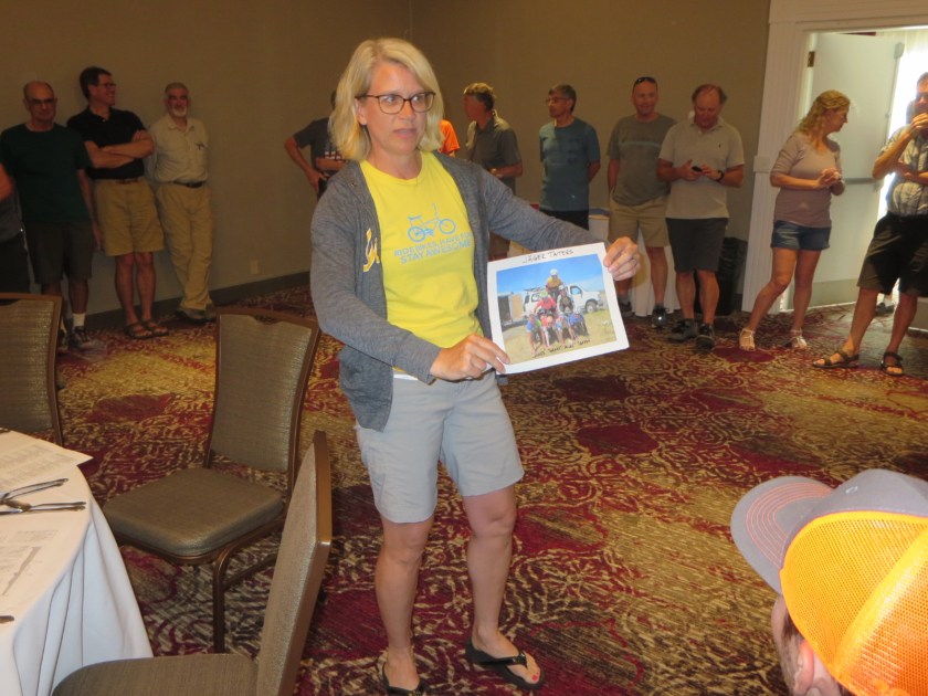 2B775376-5A0F-4795-8D5F-7A0B119DEF6C