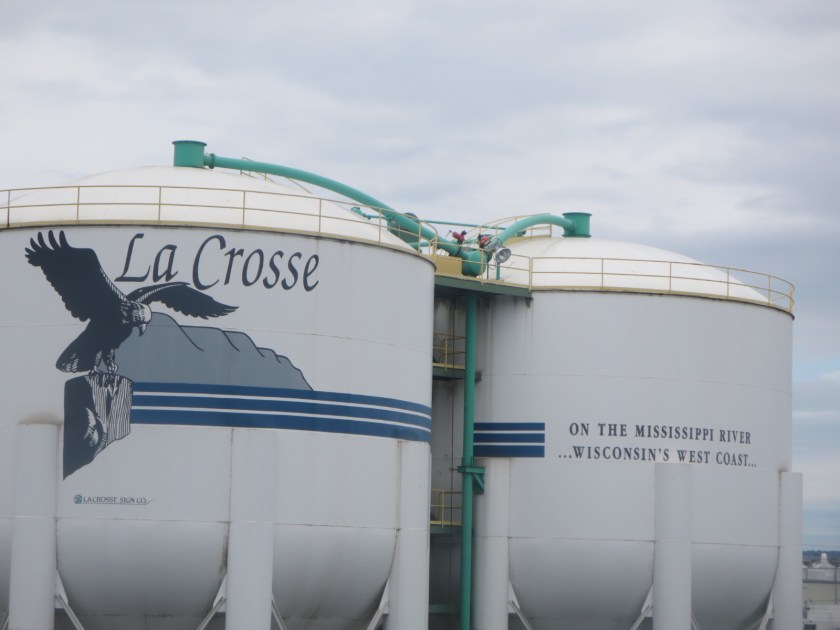 81B96E10-350D-4CAC-B86F-8EA4294BC78D