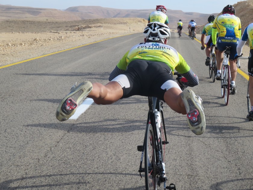 B9DBCA19-9187-448B-BBF4-C95BF3D0C13D