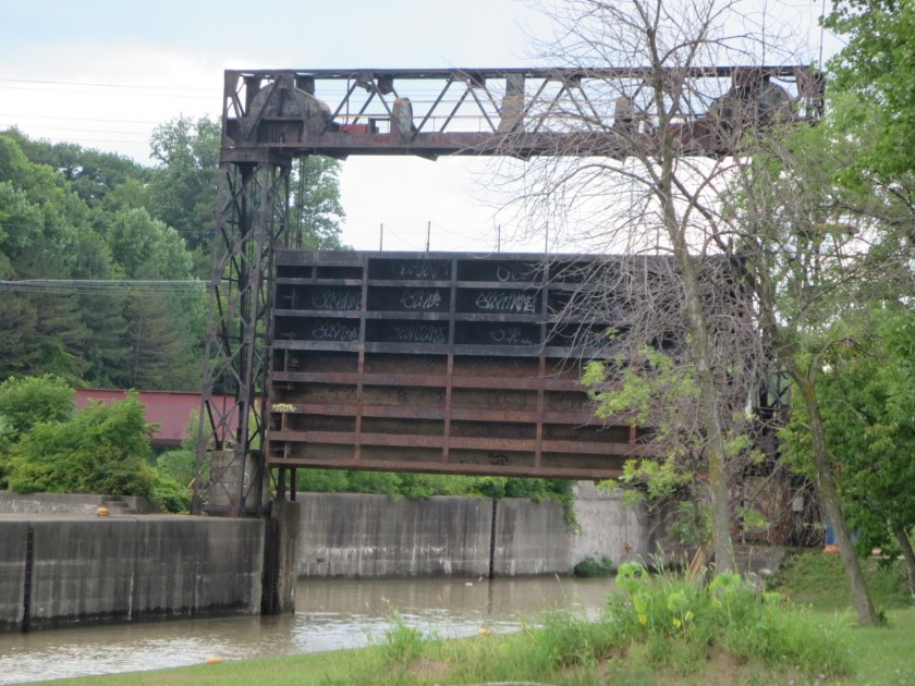 5D7299DB-92E3-46A2-B407-610CB78682F3