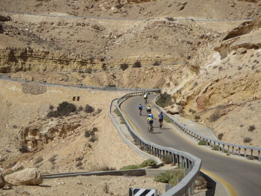 F6965577-B13D-4AE6-8BB3-4037911322E2