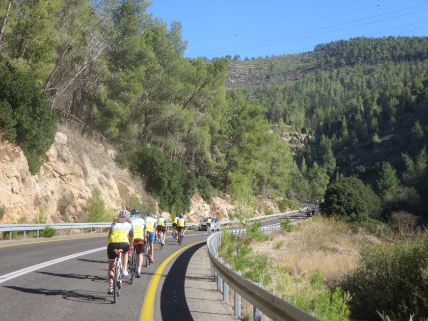 83727FE6-FEC9-43AF-BED0-633FA0E7A617