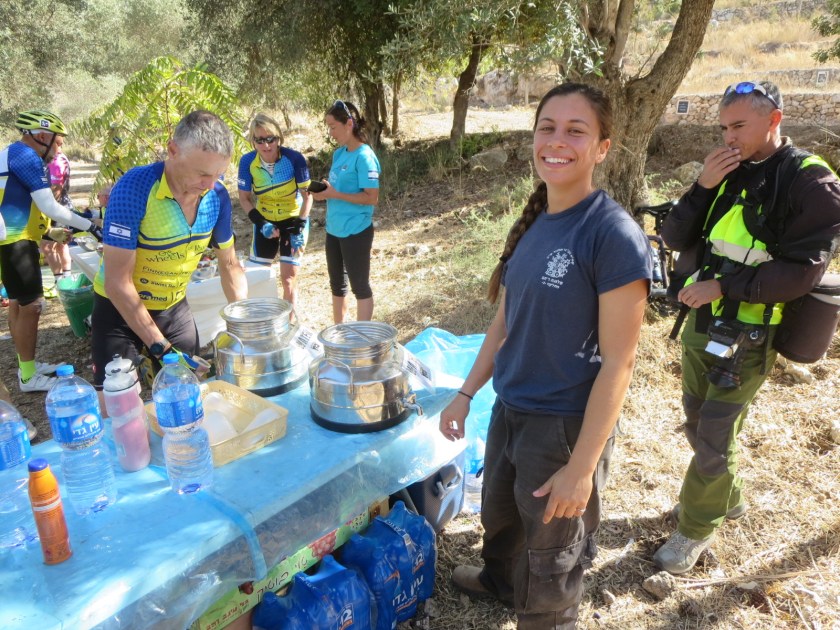 858E4DB0-6039-4532-992B-AC1803DFBD10